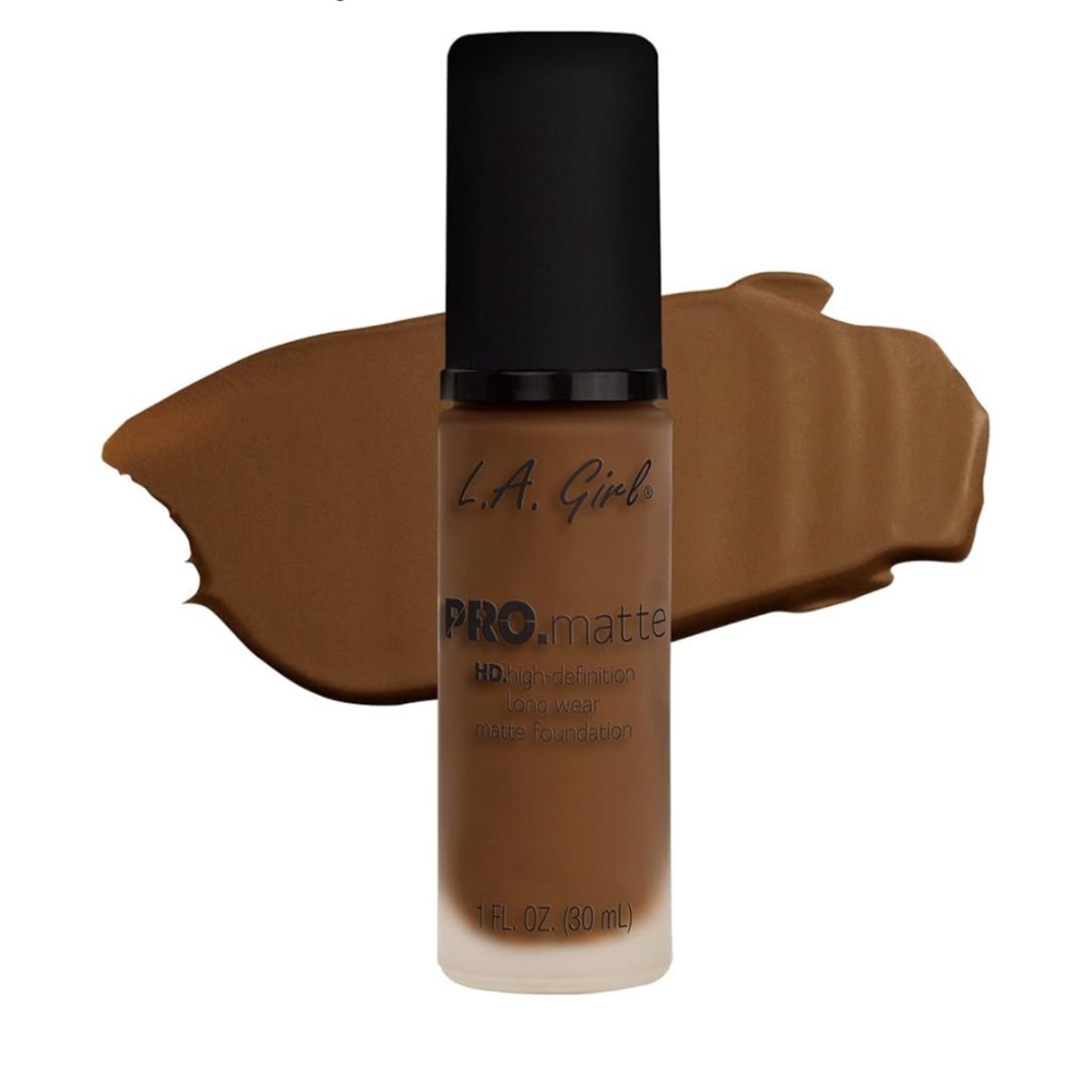 NEW L.A. Girl PRO.Matte Foundation - Caramel